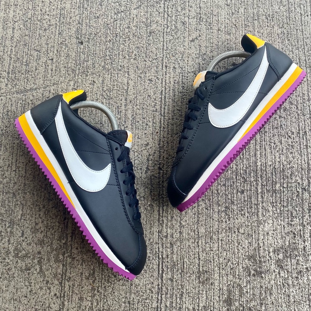 Nike Black and Purple Athletic Shoes